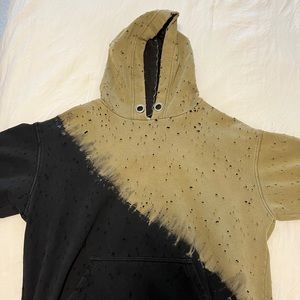 EMMA&SAM Distressed Hoodie